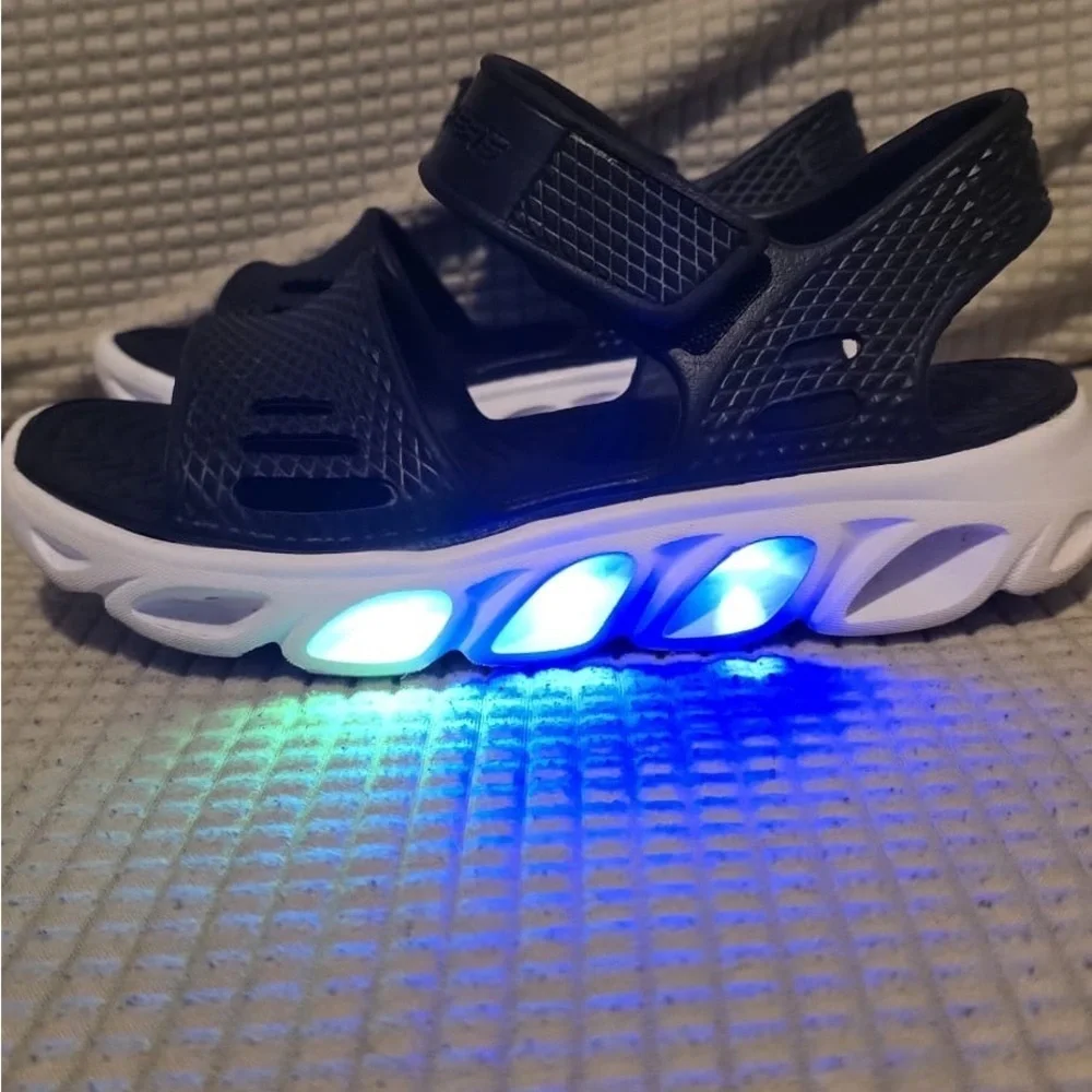Skechers Black Textured Sandals